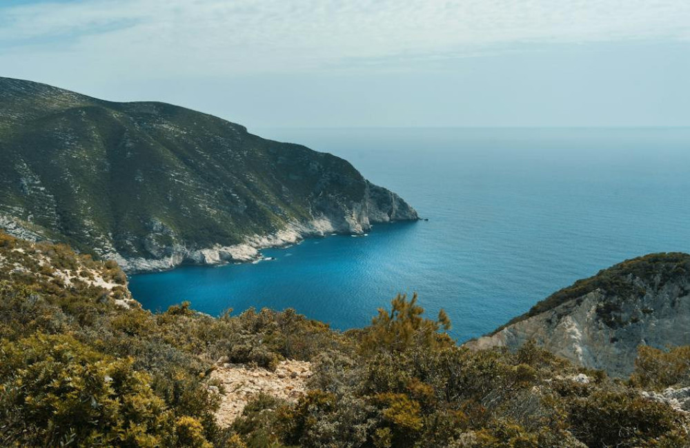 Bestaat je vriendengroep 10 jaar? Reserveer een vakantiehuis op Zakynthos!